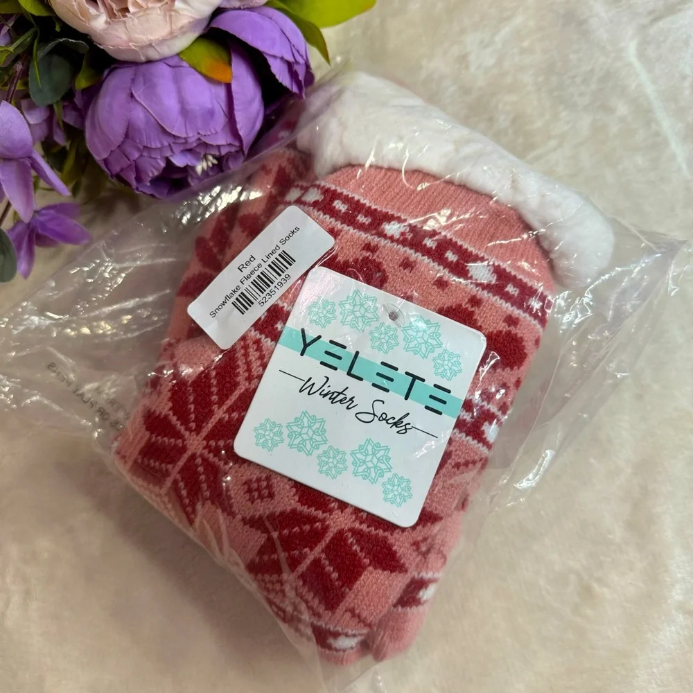 NWT Yelete Pink and Red Slipper Socks